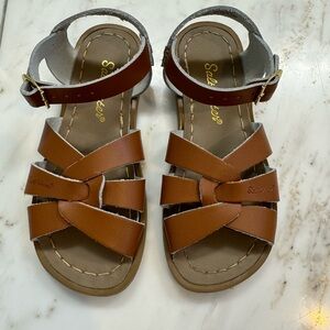 Saltwater sandals little kid size 12